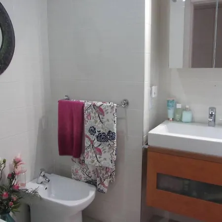 - Sleeps 4 Community Pool & Parking Denia