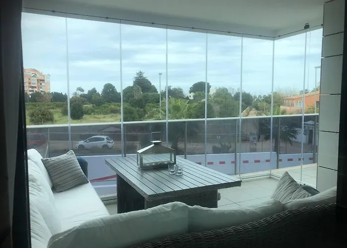 Apartment - Sleeps 4 Community Pool & Parking *