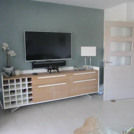 - Sleeps 4 Community Pool & Parking 아파트 데니아