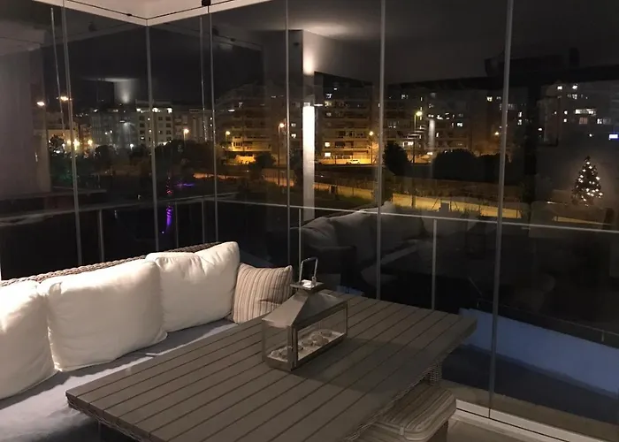 아파트 - Sleeps 4 Community Pool & Parking *